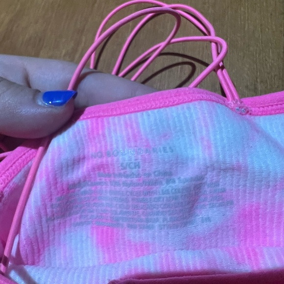 Bright pink ribbed spaghetti strap tank - Picture 3 of 3